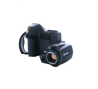 FLIR T440 -